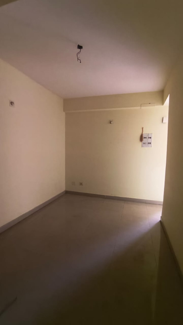 Unfurnished 3bhk in Beltola survey, Nandanpur Path, Beltola Tiniali, Guwahati, Assam, India for Rent